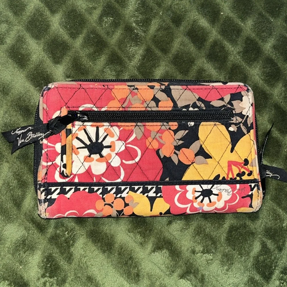Vera Bradley wallet - Picture 4 of 6